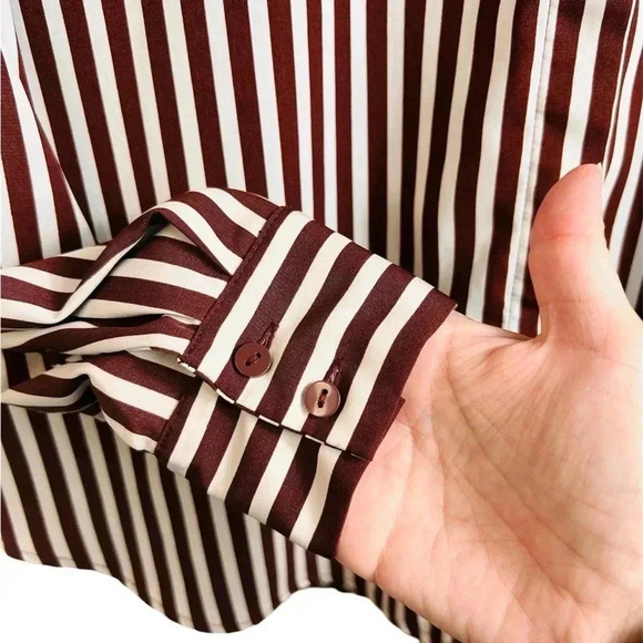 H&M soft, striped, button-up blouse with collar, Size 12, relaxed  fit, loose - Picture 5 of 10